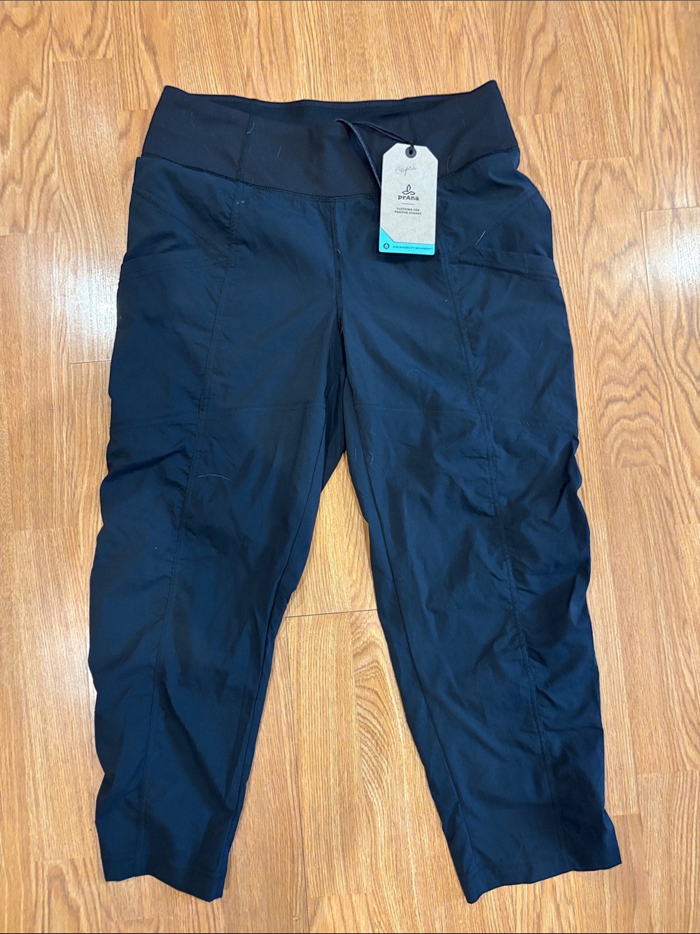 New with tags Black prAna koen capri leggings $94 msrp